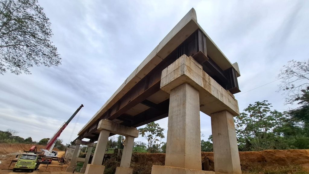 Prefeito de Rio Branco realiza visita técnica às obras da ponte sobre o Igarapé Caipora, na Transacreana 1 visita ramal Caipora02.08 6 e1754269247585