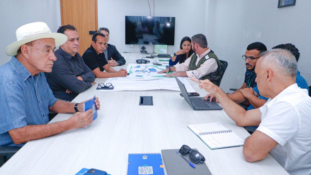 Prefeitura de Rio Branco e Governo do Estado repactuam prazos para obras de reestruturação da ETA 1 2 Reuniao sobre Eta l 8 e1756936775401