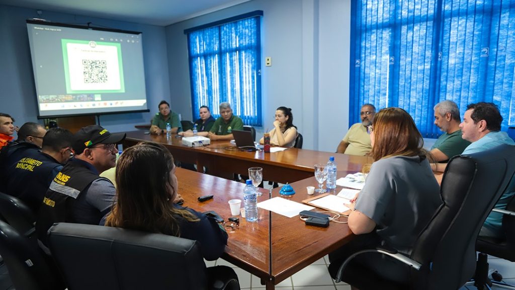 Prefeitura e Acisa se reúnem para alinhar segurança do Festival da Macaxeira 1 Seguranca do Festival da Macaxeira 8 e1757021561925