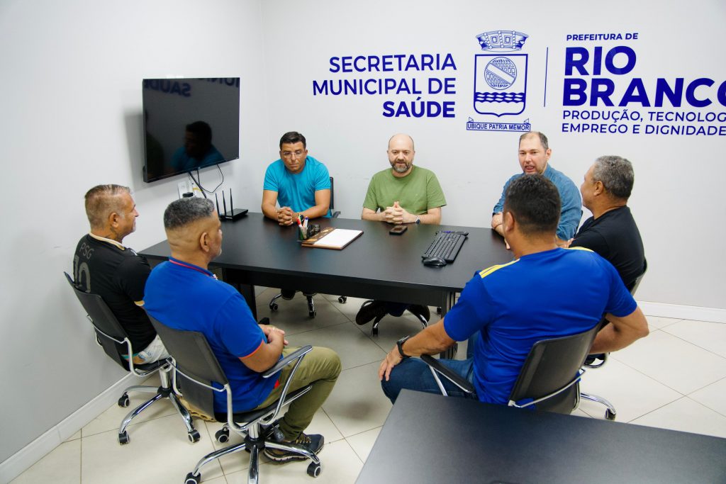 Prefeitura e Câmara se reúnem com sindicato para discutir melhorias no transporte público de Rio Branco 6 Sindicato Transporte Publico 4