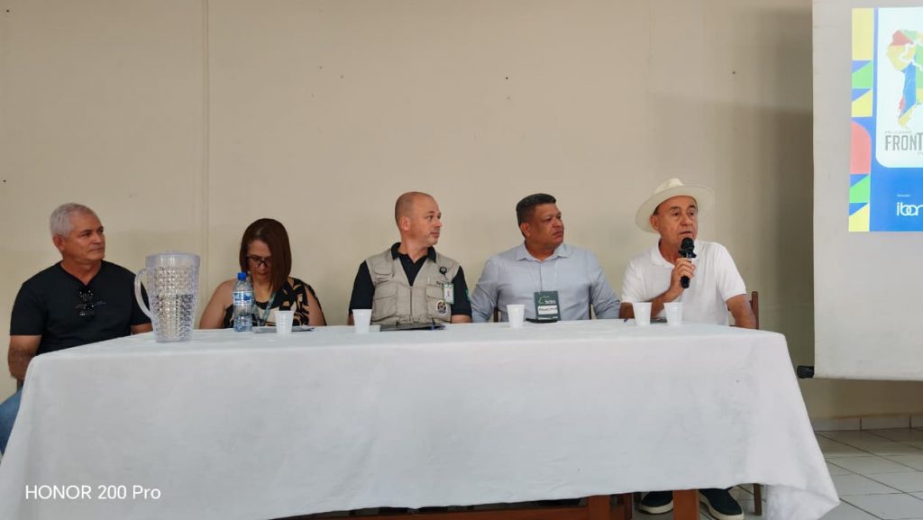 Prefeito de Rio Branco participa de Oficinas do Programa Fronteira Integrada em Brasileia 5 WhatsApp Image 2025 09 22 at 12.12.03 1 e1758637306813