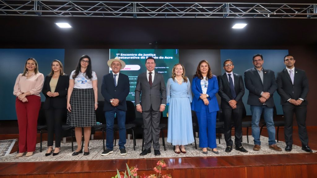 Prefeito de Rio Branco participa do 1º Encontro de Justiça Restaurativa promovido pelo TJAC 3 1o Encontro de Justica Restaurativa Val 15 e1761253906314