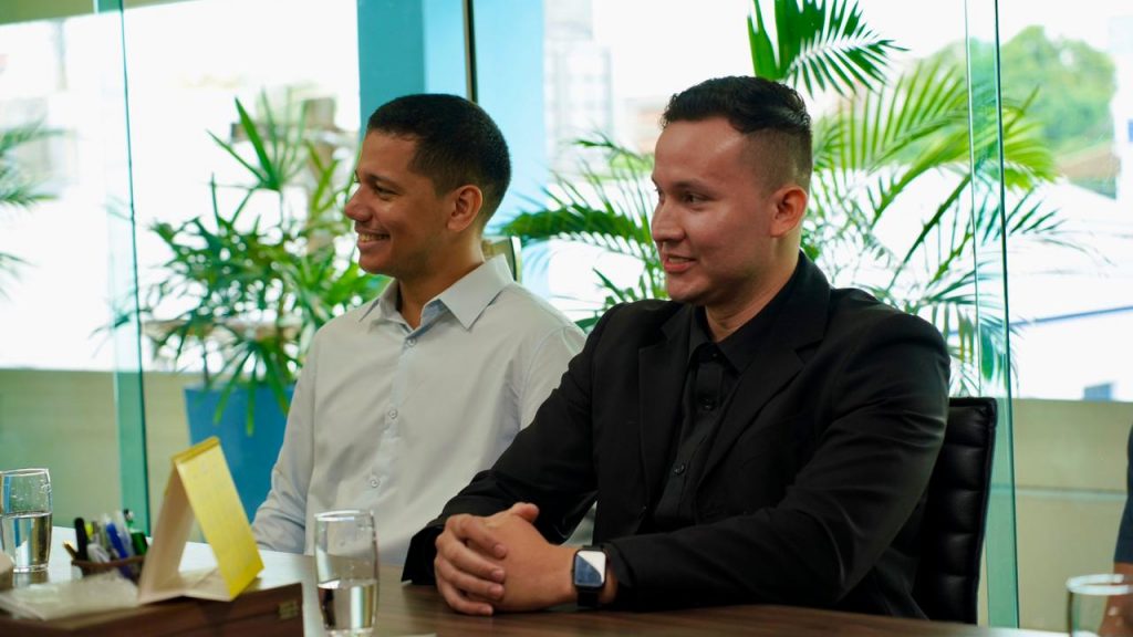 Posse de novos servidores 14 e1761602868960