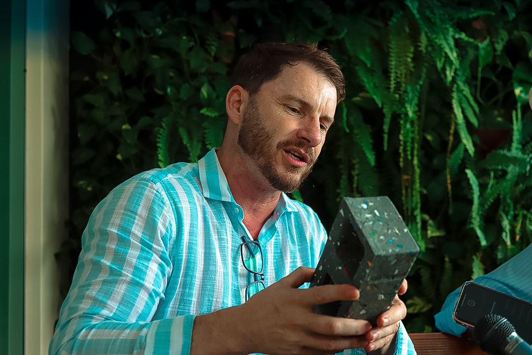 Prefeitura de Rio Branco busca modelo de Santa Catarina para dar destino ecologico ao lixo VAL 2