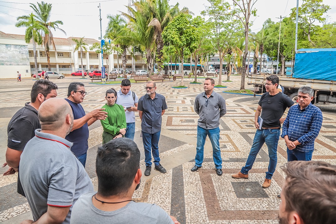 A expectativa é que a Praça da Revolução esteja finalizada até o dia 20 de novembro. (Foto: Val Fernandes/Secom)