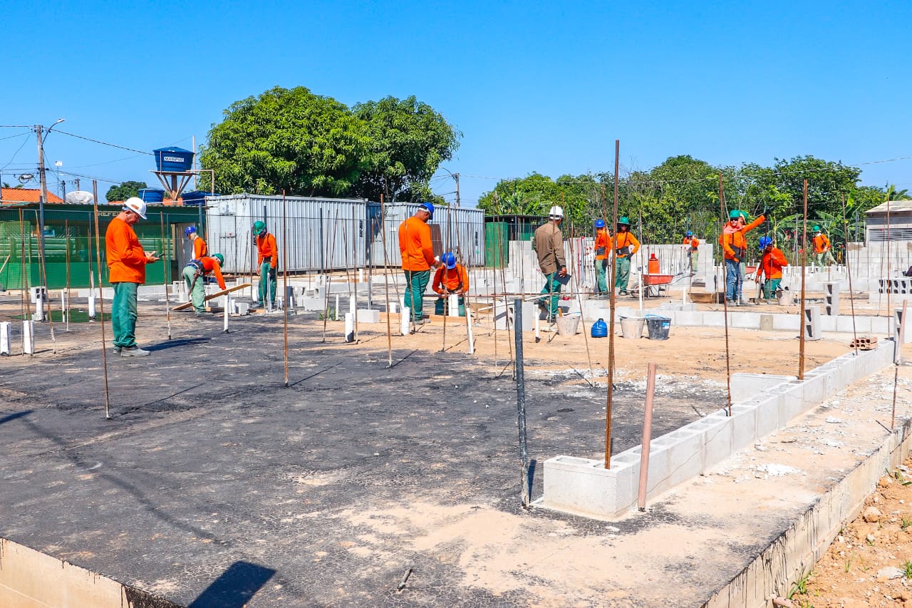 O gestor enfatizou que as obras seguem em ritmo acelerado e representam um compromisso concreto da administração municipal. (Foto: Marcos Araújo/Secom)