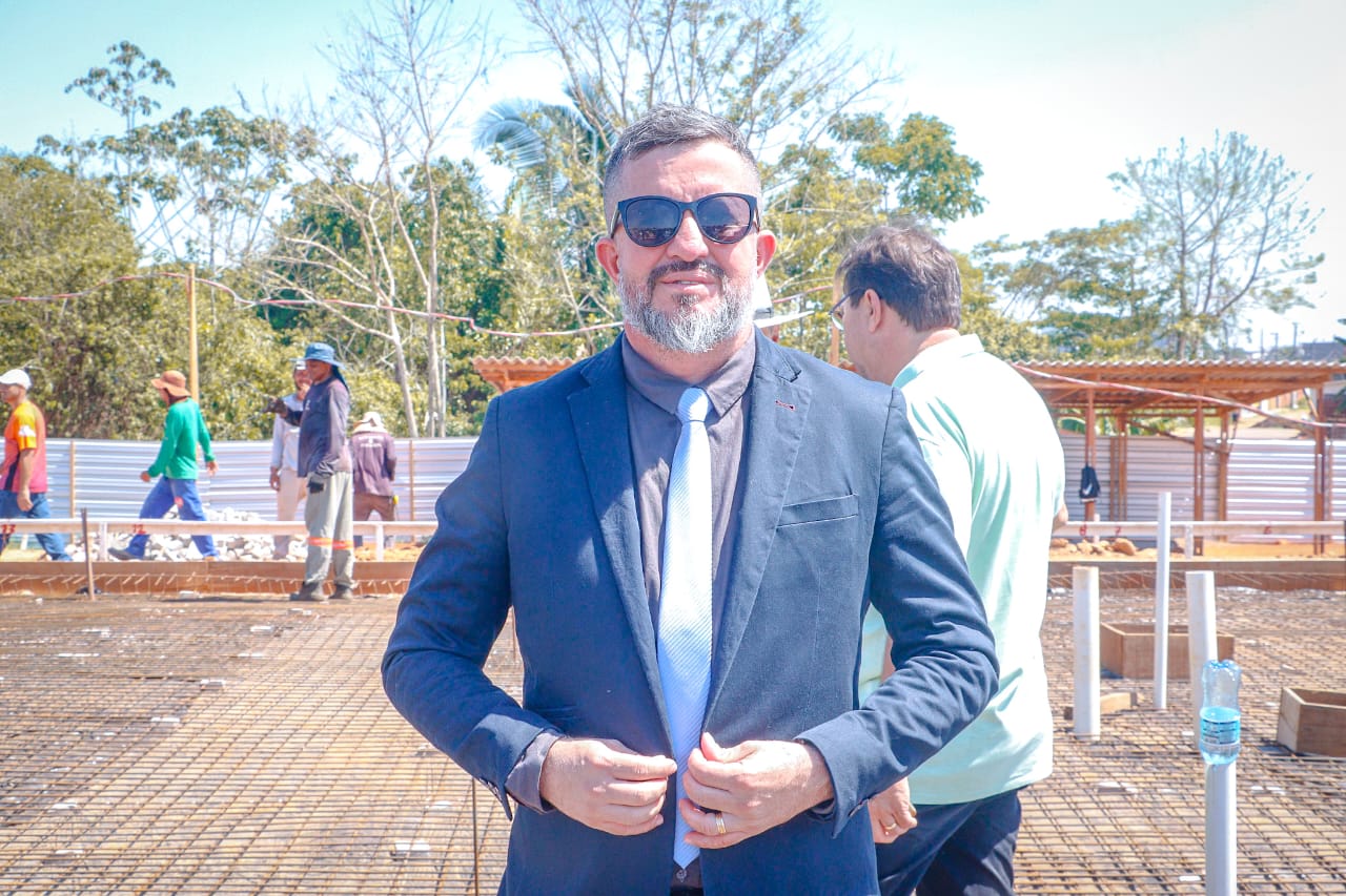 “É visível o volume de investimentos e a geração de emprego. Rio Branco virou um verdadeiro canteiro de obras”, afirmou o vereador Mustafá. (Foto: Marcos Araújo/Secom)