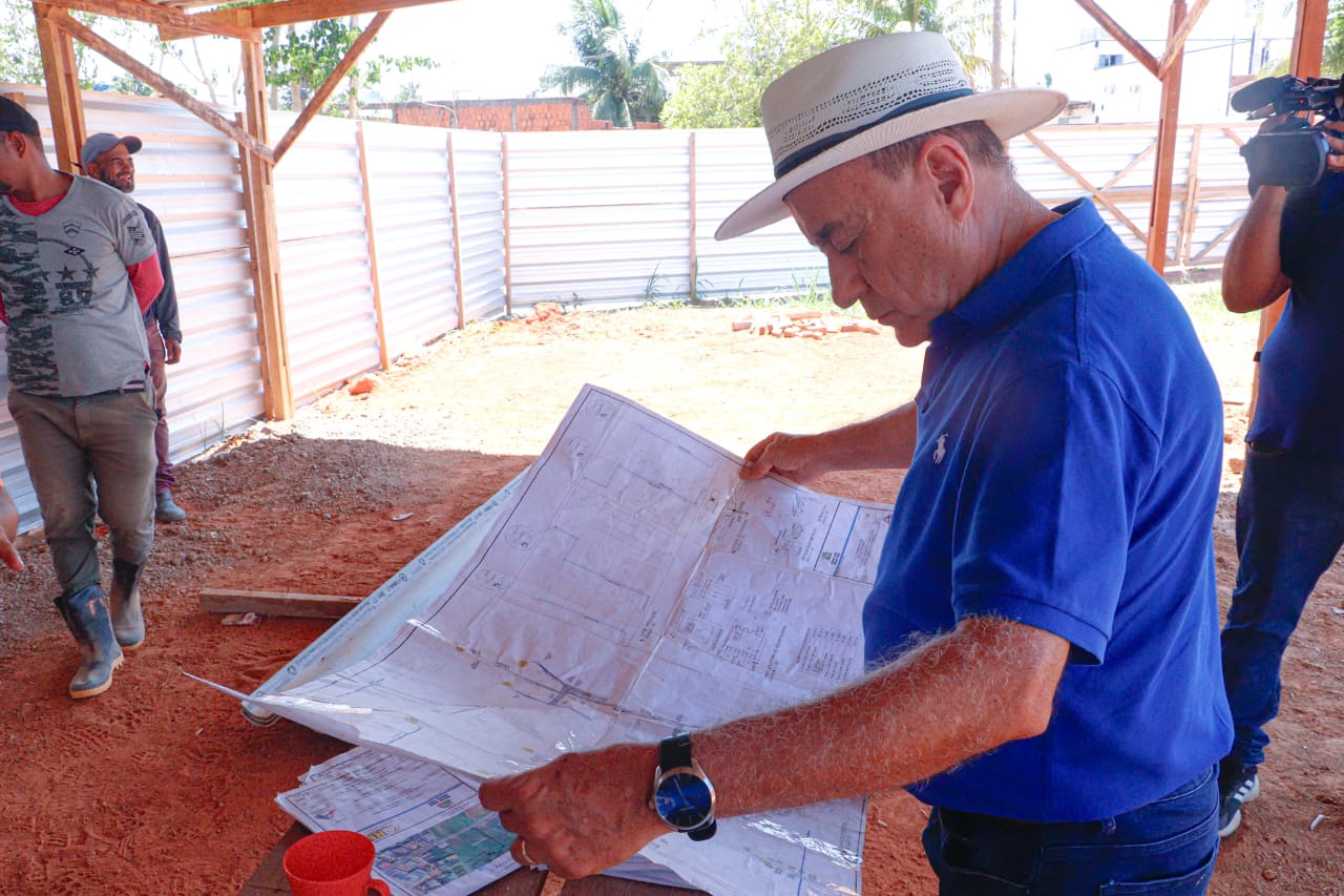 “Estou muito feliz, porque pela primeira vez, a Prefeitura de Rio Branco realiza um grande projeto de habitação”, destacou o prefeito de Rio Branco. (Foto: Marcos Araújo/Secom)