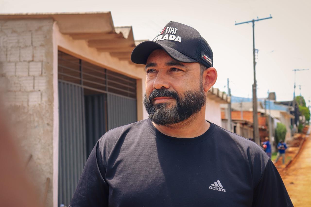Recuperacao e asfaltamento de ruas 16