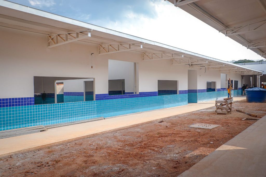 Prefeito de Rio Branco realiza visita técnica às obras da maior creche do Estado do Acre 1 VISITA CRECHE MA 23.10.25 3