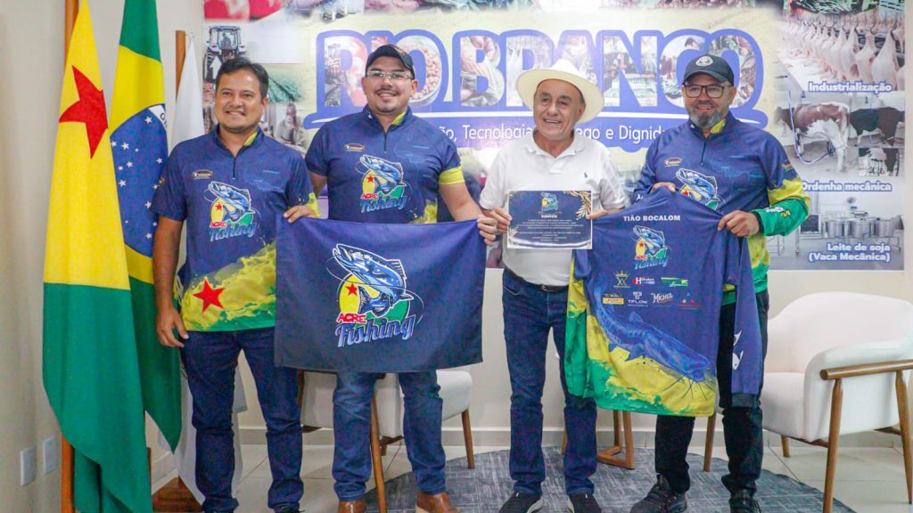 VISITA GRUPO PESCAMA24 11 e1761579879265