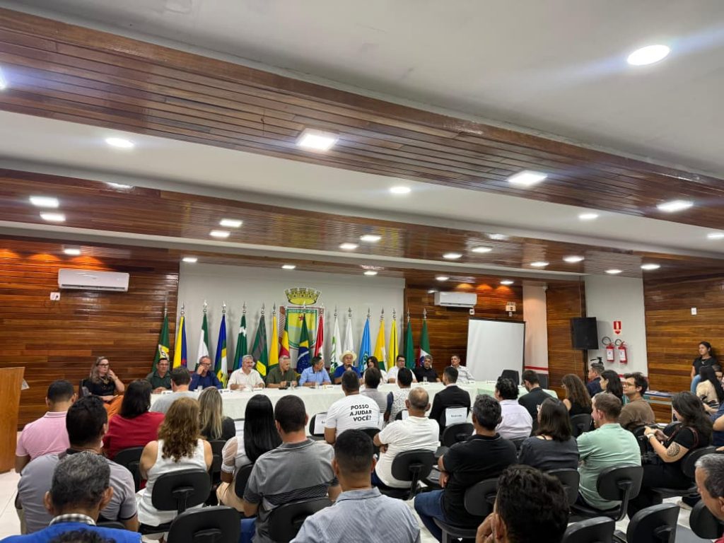 Prefeito de Rio Branco coordena segunda sessão extraordinária da Amac e do Cinreso em Assis Brasil 4 e7491dc3 b10c 4bd0 84a7 1899f561039c