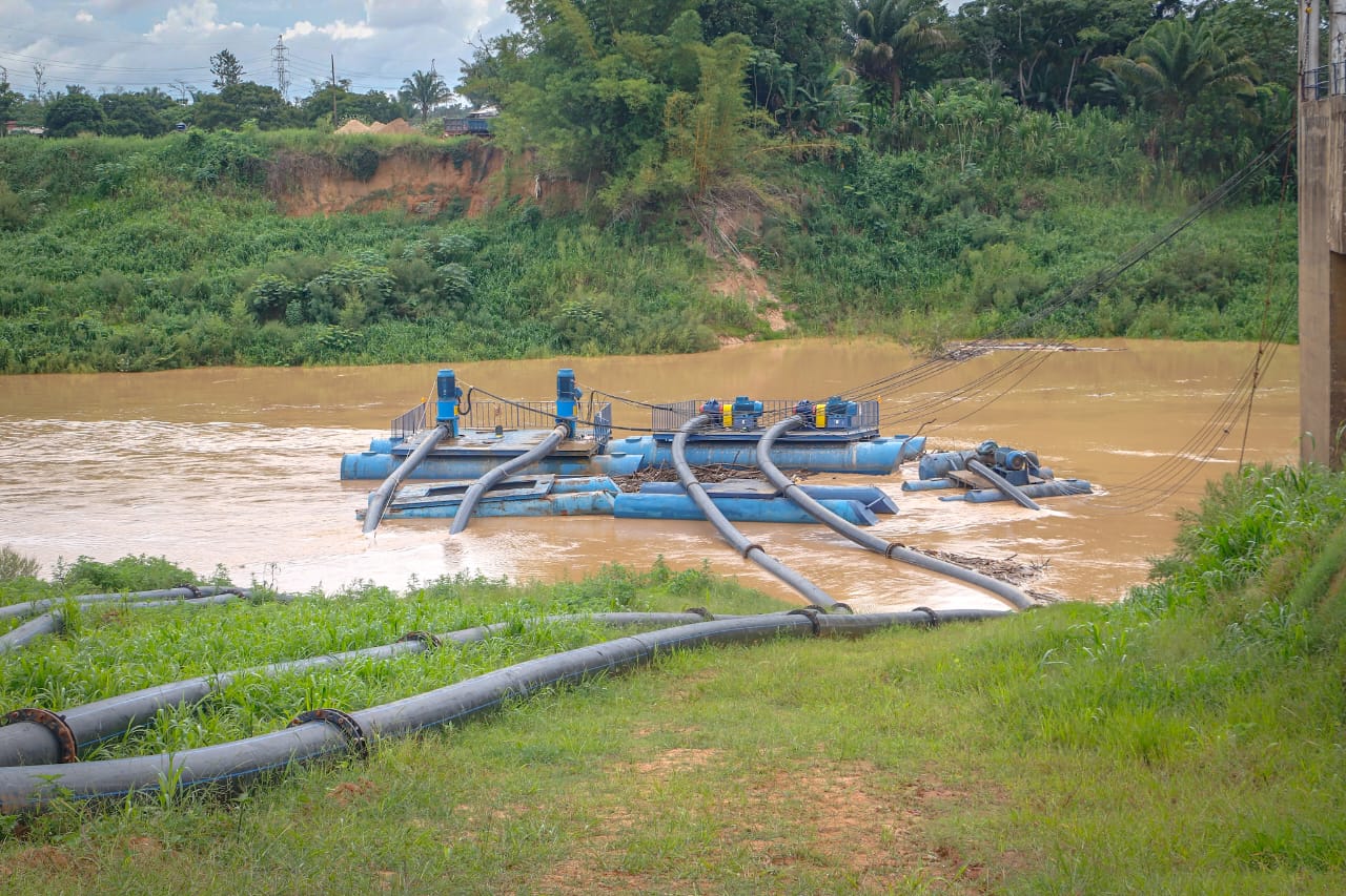 A Prefeitura de Rio Branco emitiu um alerta amarelo para condutores e proprietários de embarcações que navegam pelo Rio Acre. (Foto: Marcos Araújo/Secom)