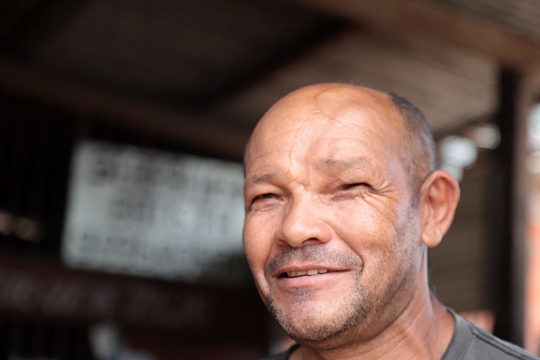 O serralheiro João Batista de Jesus também comemorou o avanço das obras, lembrando a espera de mais de 20 anos por melhorias. (Foto: Val Fernandes/Secom)