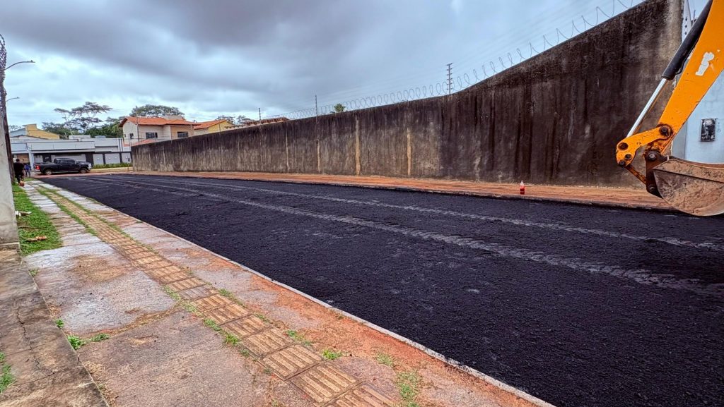Asfaltamento no Conjunto Mariana Fotos Katiussi Melo 2 scaled e1764253299847