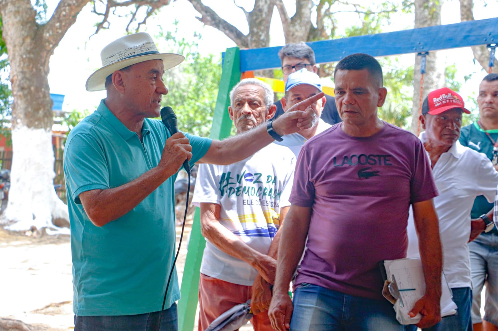 Confraternizacao comunitaria da Associacao dos Moradores do Bairro Panorama 15