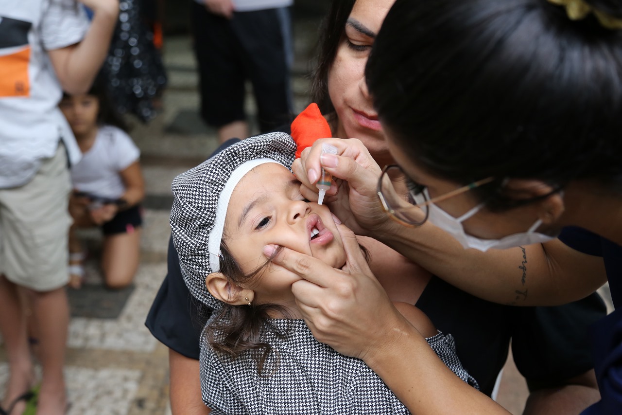 Campanha teve como objetivo atualizar as cadernetas de vacinação e ampliar a cobertura vacinal da população. (Foto: Val Fernandes/Secom)