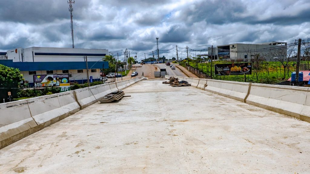 Elevado da AABB e Novo Mercado Elias Mansour 2 e1764276559371