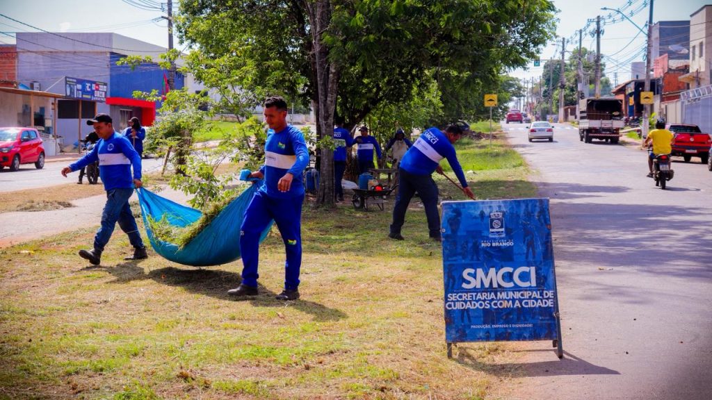 Limpeza Rua Valdomiro Lopes 16 e1763941056322