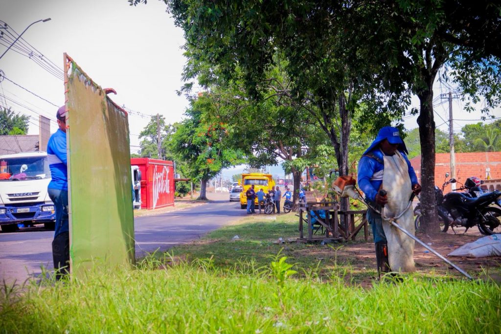 Limpeza Rua Valdomiro Lopes 8