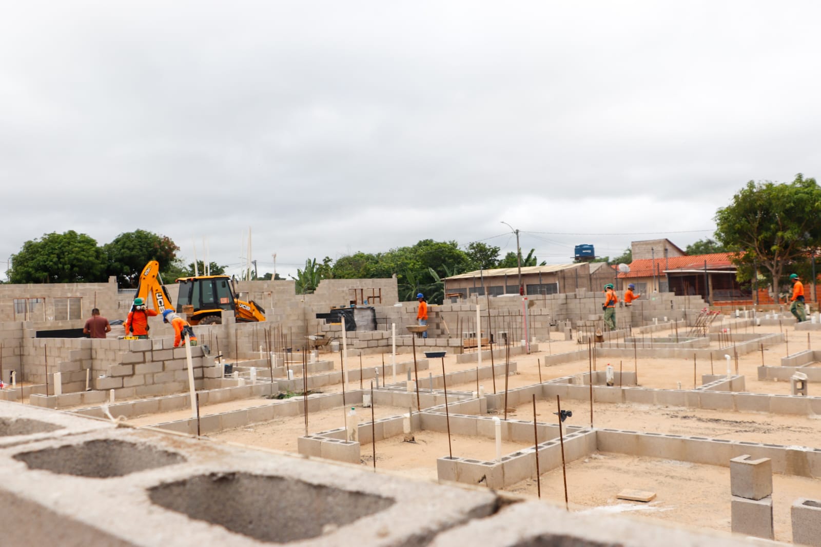 “Rio Branco gera mais empregos dentro da construção civil do que muitos investimentos estaduais e federais”, destacou o secretário da Seinfra, Cid Ferreira. (Foto: Marcos Araújo/Secom)