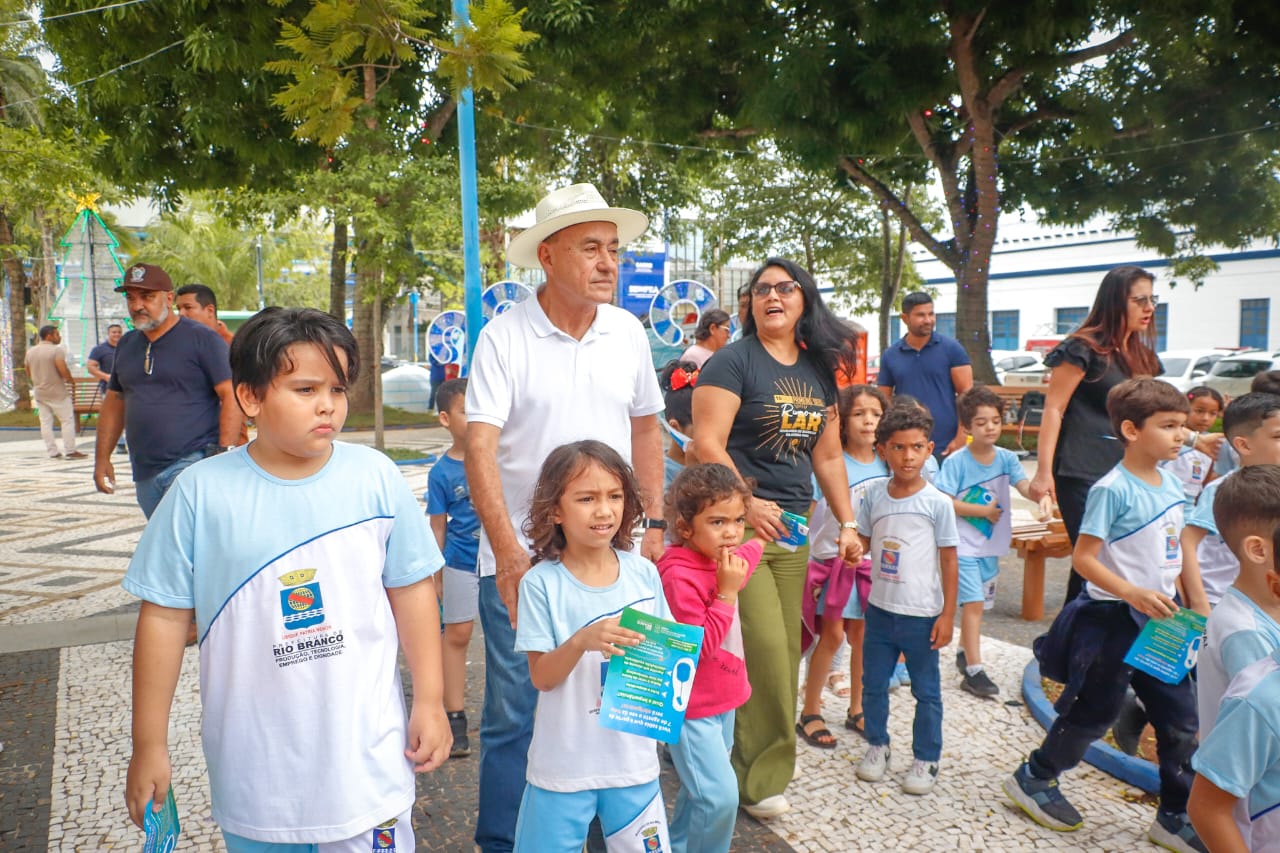 Anuncio acendimento das luzes do Natal 11