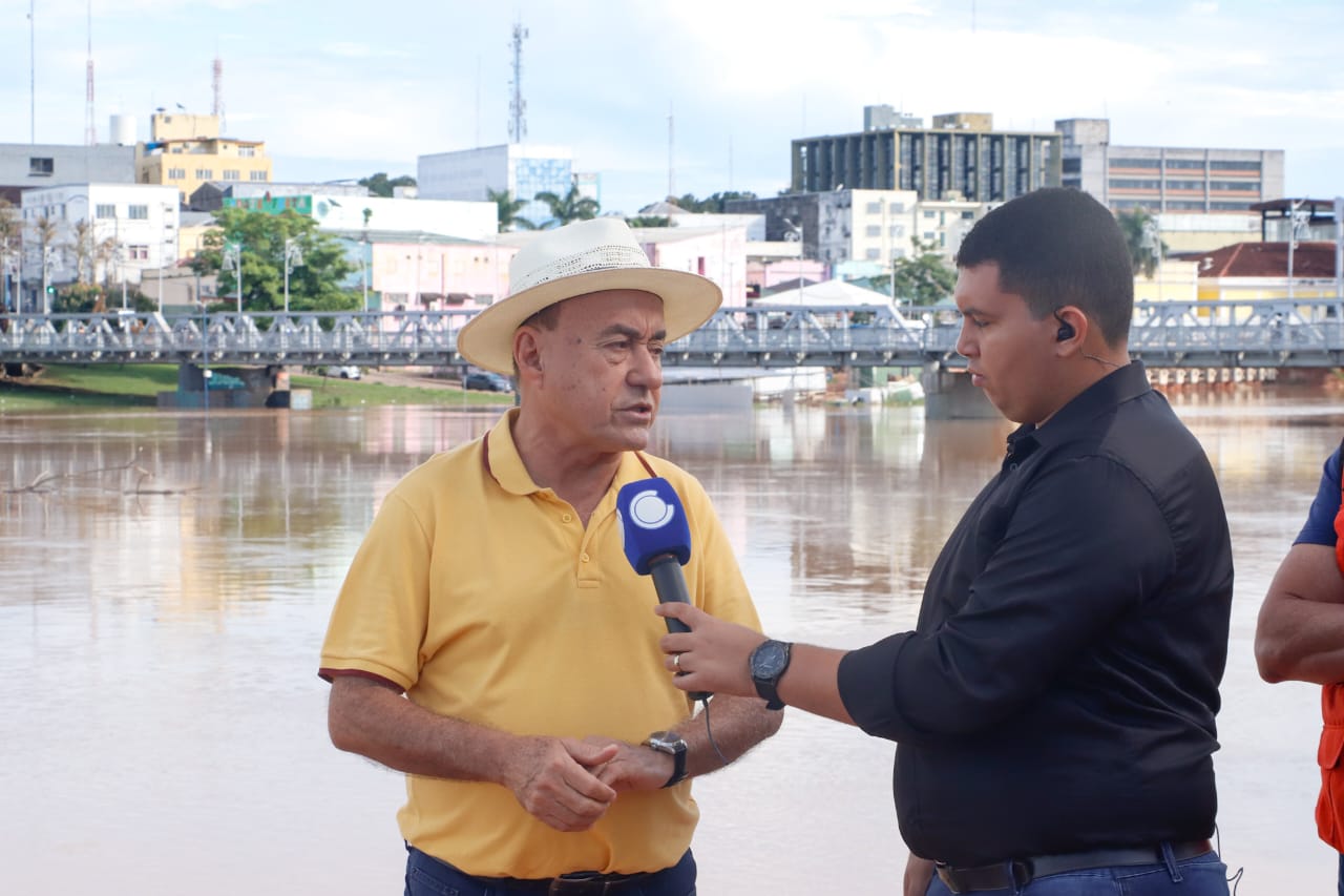 Compromisso no atendimento as vitimas da enchente 5