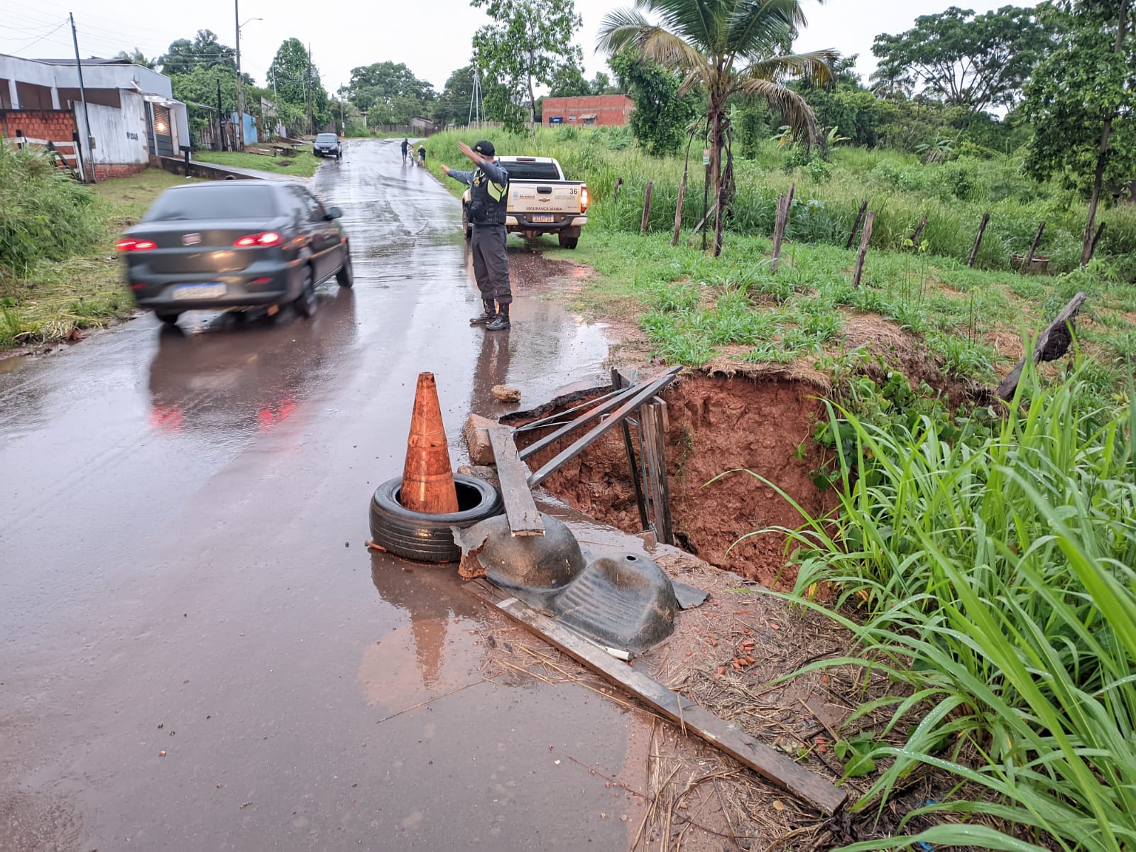 Foto do desmoronamento