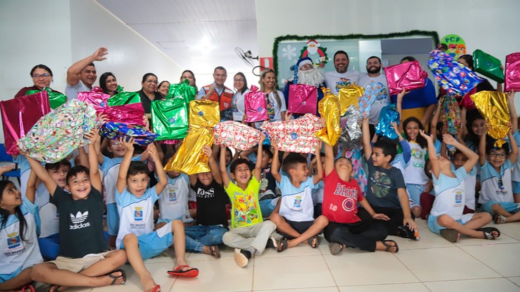 Natal Crianca Feliz 29 e1766524511216