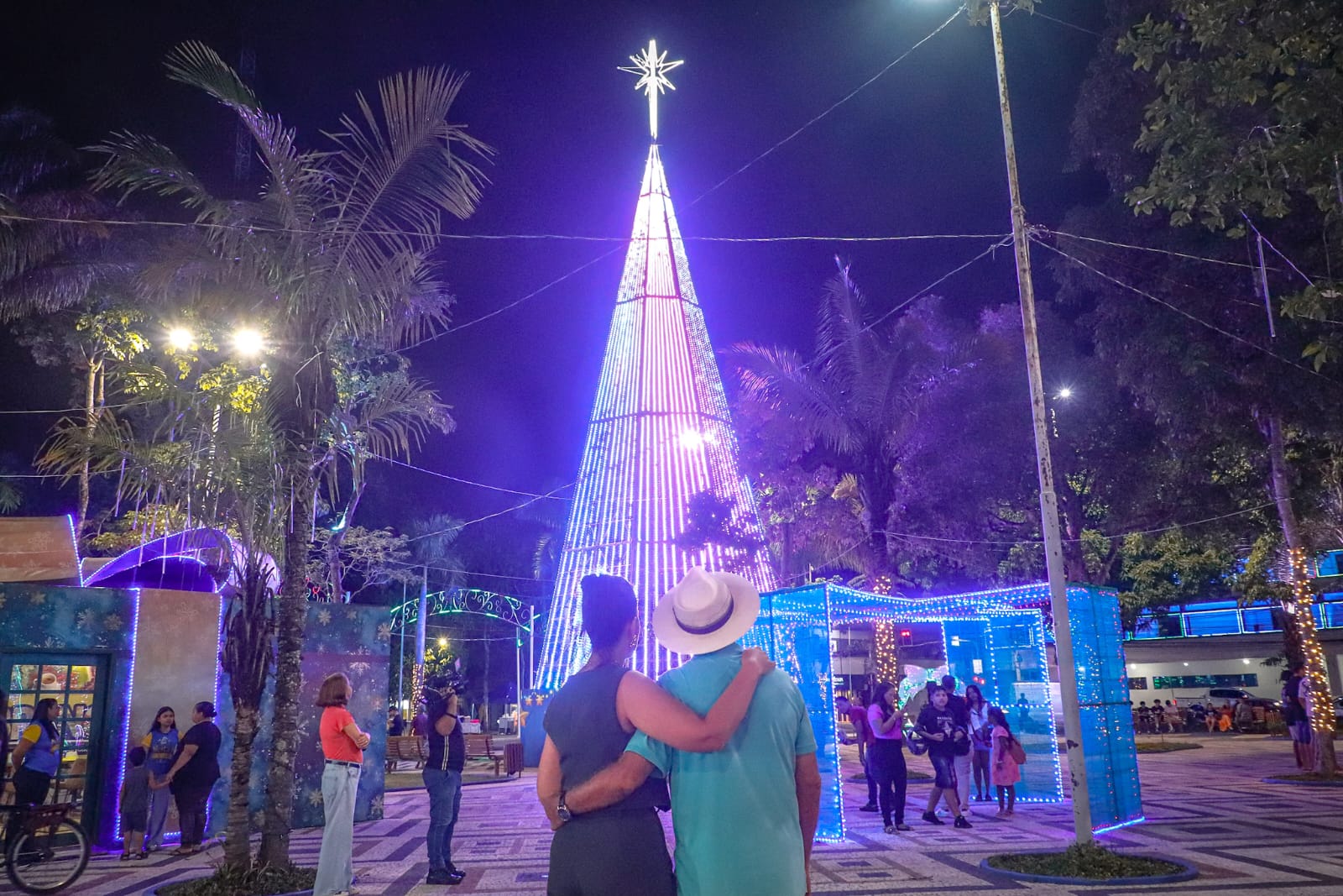 Natal Praca da Revolucao 40