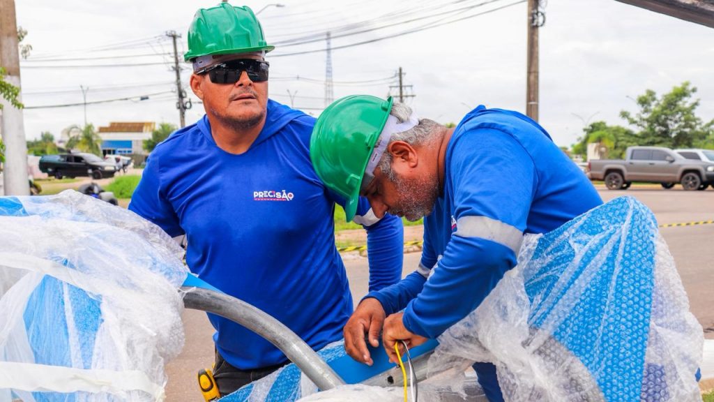 Nova iluminacao publica na Dias Martins 8 e1765211136606