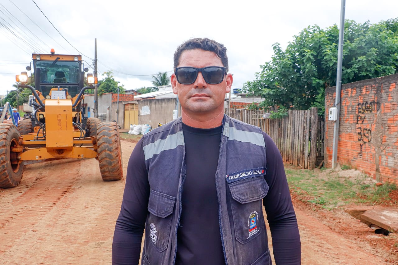 Obras de pavimentacao no bairro Bahia Velha 19