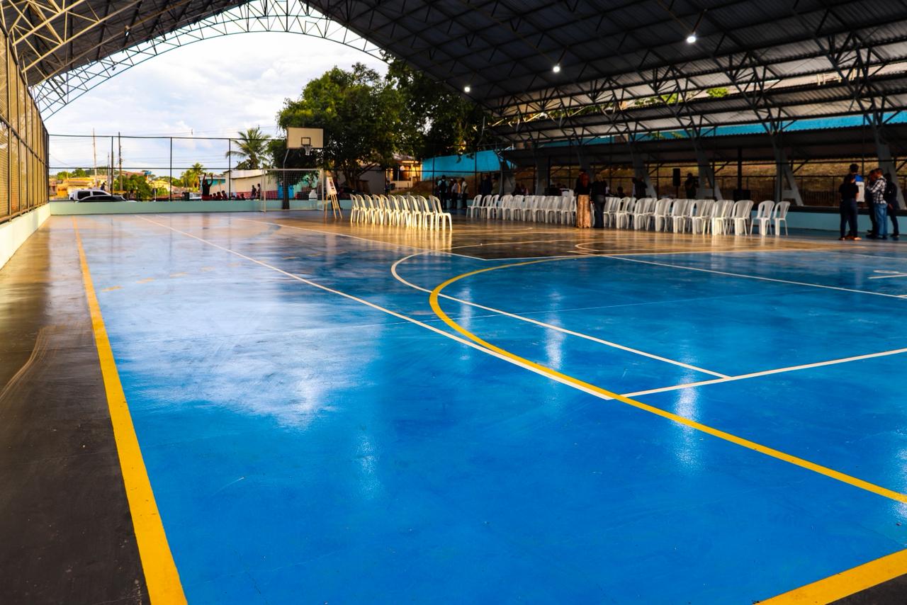 Foto da nova Quadra Poliesportiva do Calafate