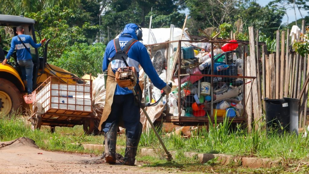 Prefeitura de Rio Branco realiza mutirão de limpeza e melhorias na iluminação pública na Cidade do Povo 8 Mutirao de limpeza e melhorias na iluminacao Cidade do Povo 15 e1769716979836