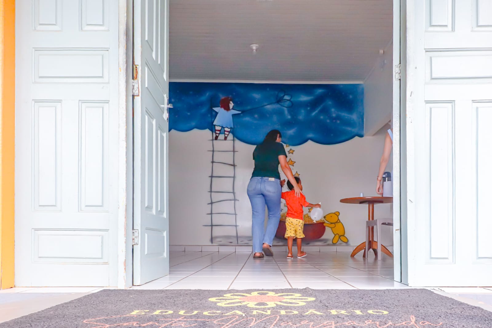 Foto de atendimento odontológico no Edicandário Santa Margarida