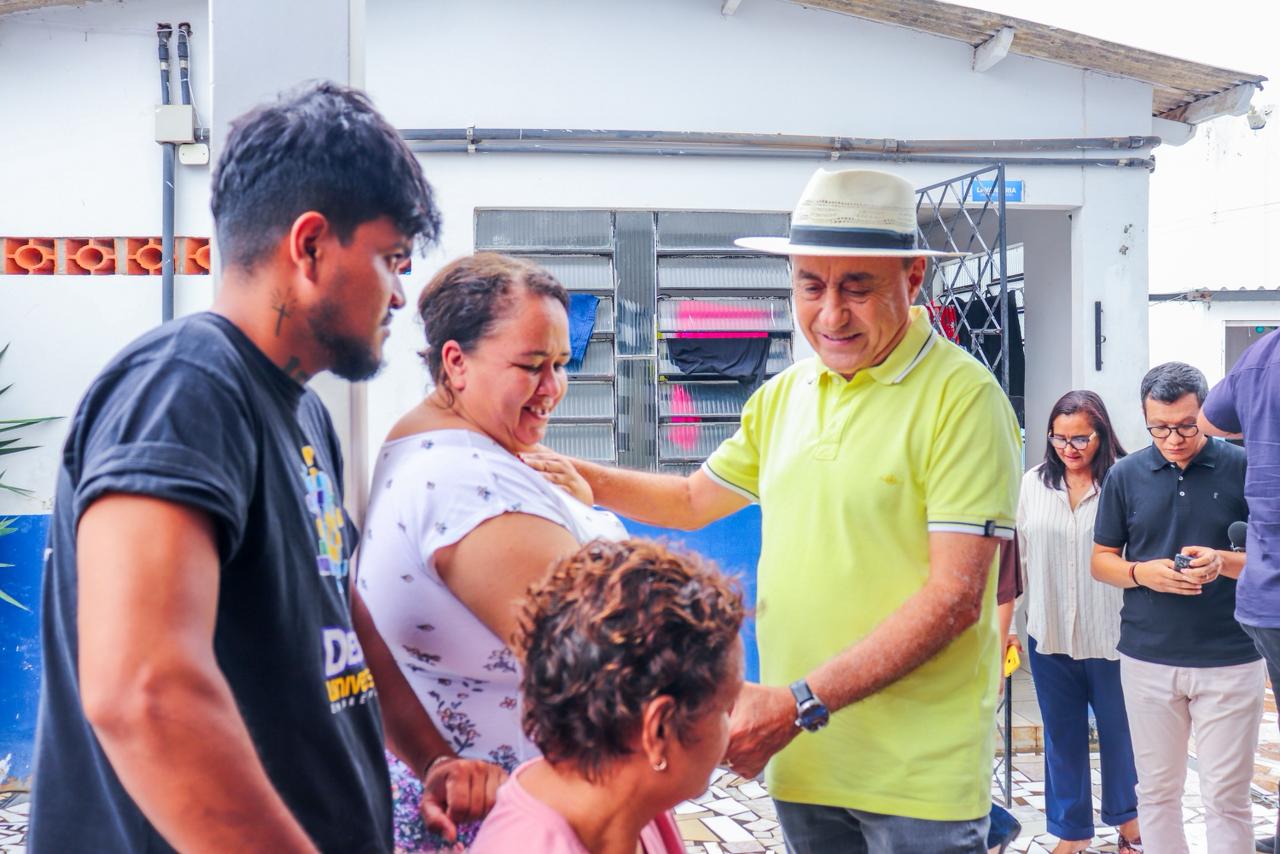 Visita abrigo de migrantes 16