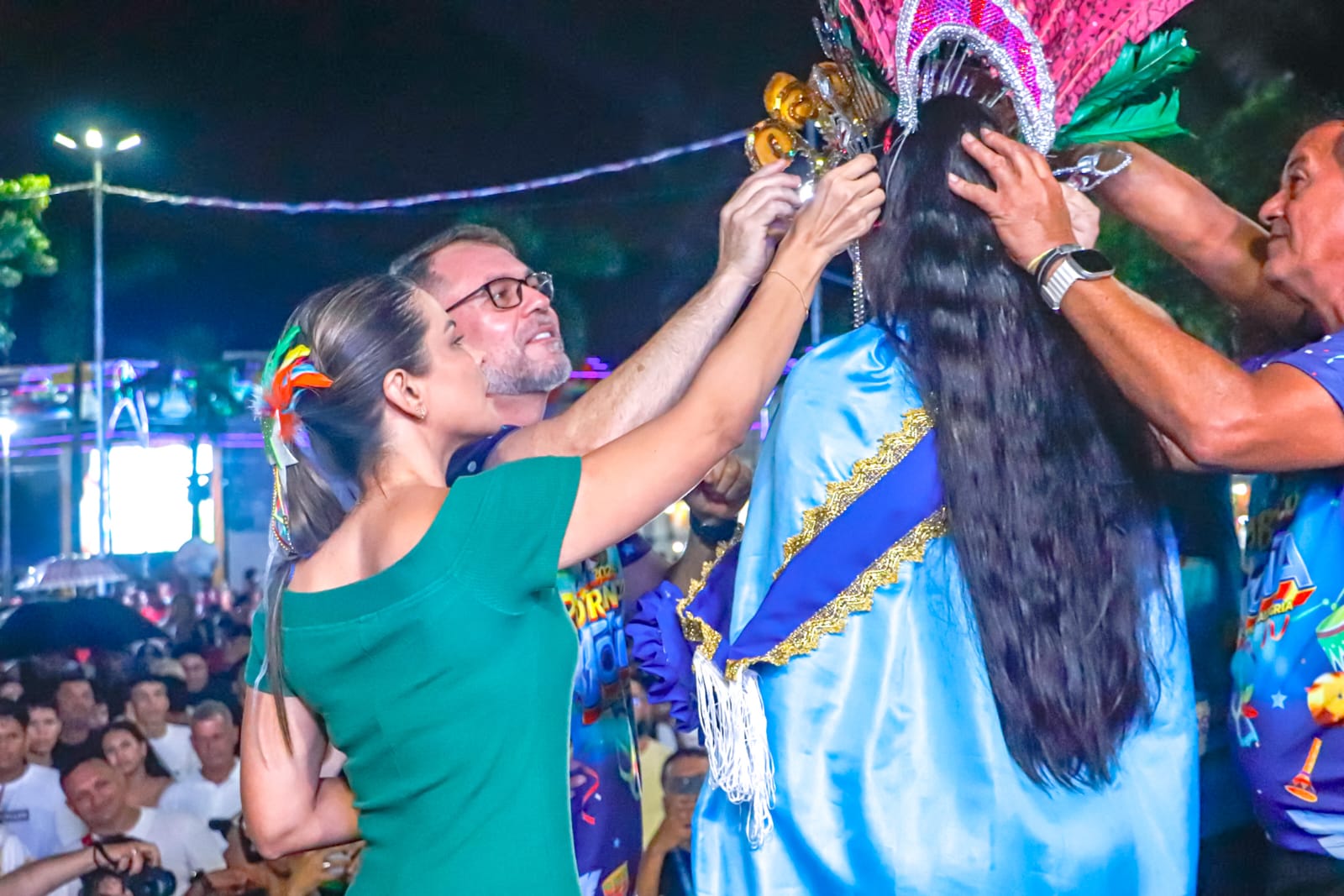 Rainha Trans e Rainha Gay são eleitas no segundo dia de folia na Praça da Revolução 8 2a NOITE CARNAVAL 2026 MA 14.02 19