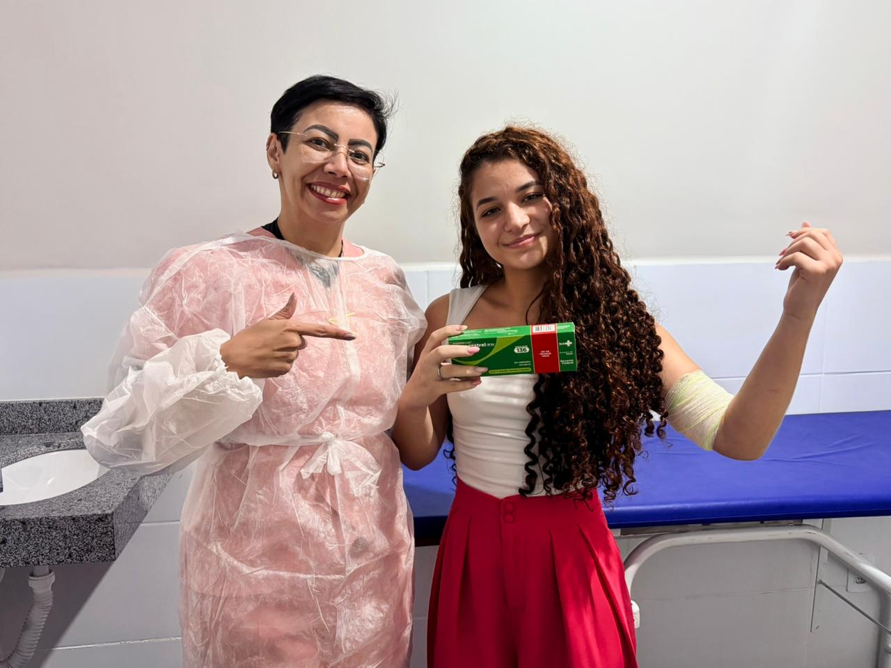 Foto de paciente com o implante