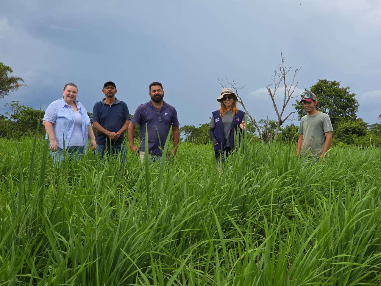 A ação reforça o compromisso da gestão municipal com o fortalecimento da produção rural, a geração de renda e a valorização da agricultura familiar em Rio Branco. (Foto: Lucas Aguiar/Secom)