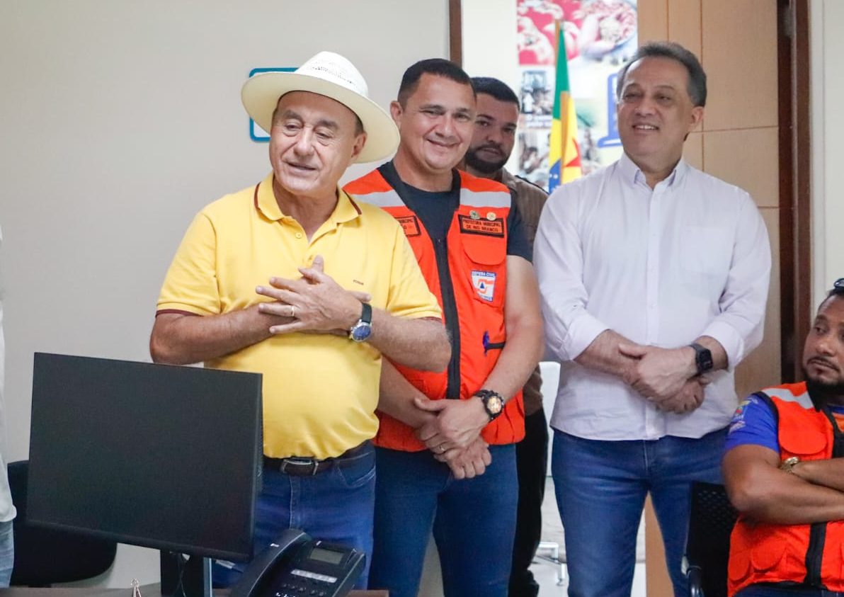 Reuniao com Defesa Civil 5 e1770411544158