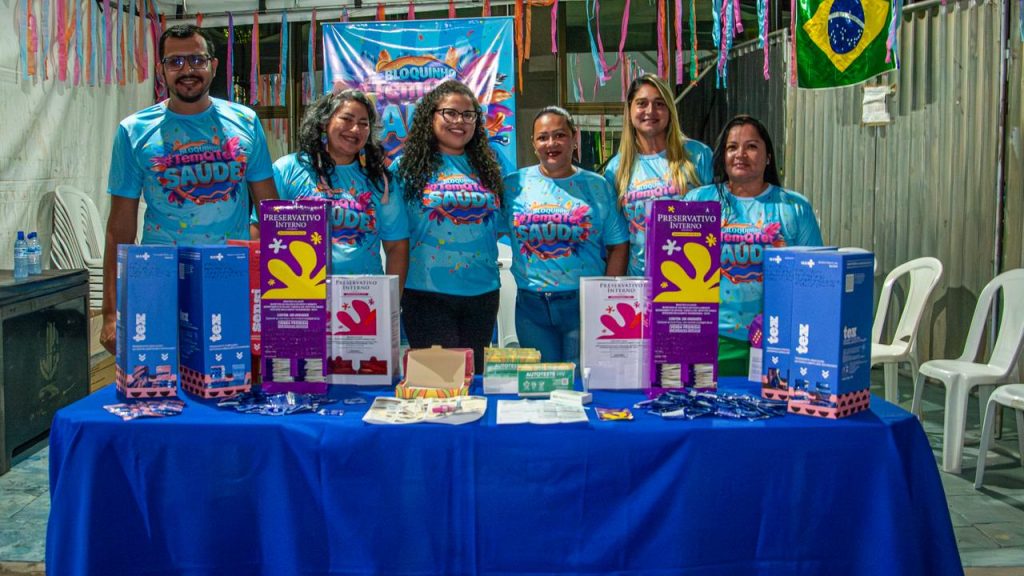 Carnaval Rio Branco Folia, Tradição e Alegria 2026: Saúde atua com ações de prevenção na primeira noite da festa 2 Semsa Carnaval 1a noite 12 e1771081399188