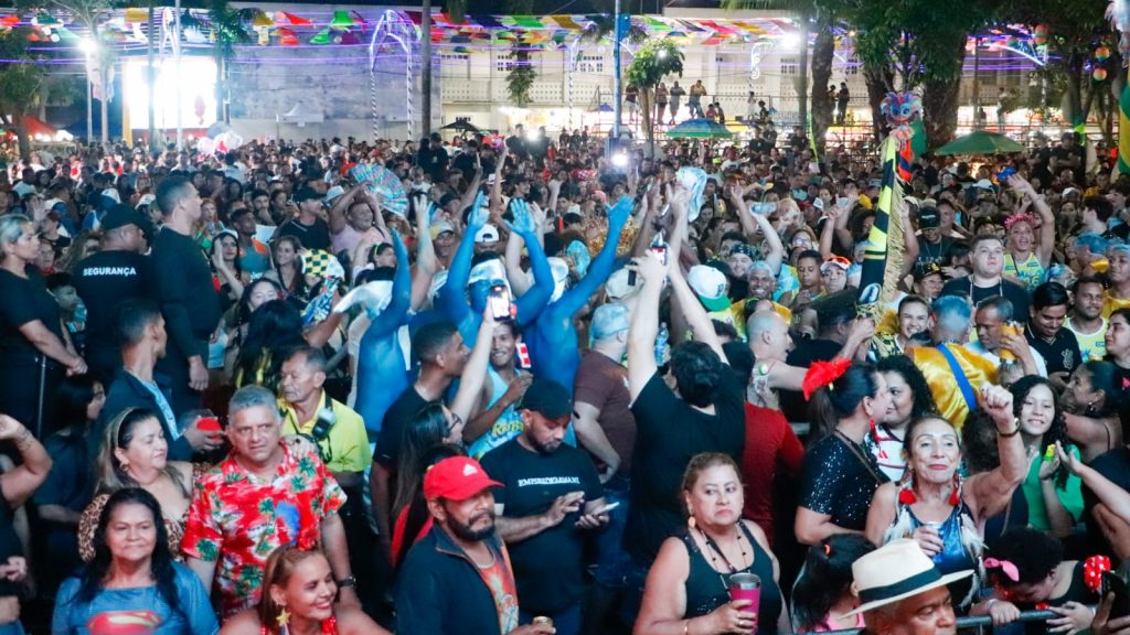 Ultima noite Carnaval 26 47 e1771439556402