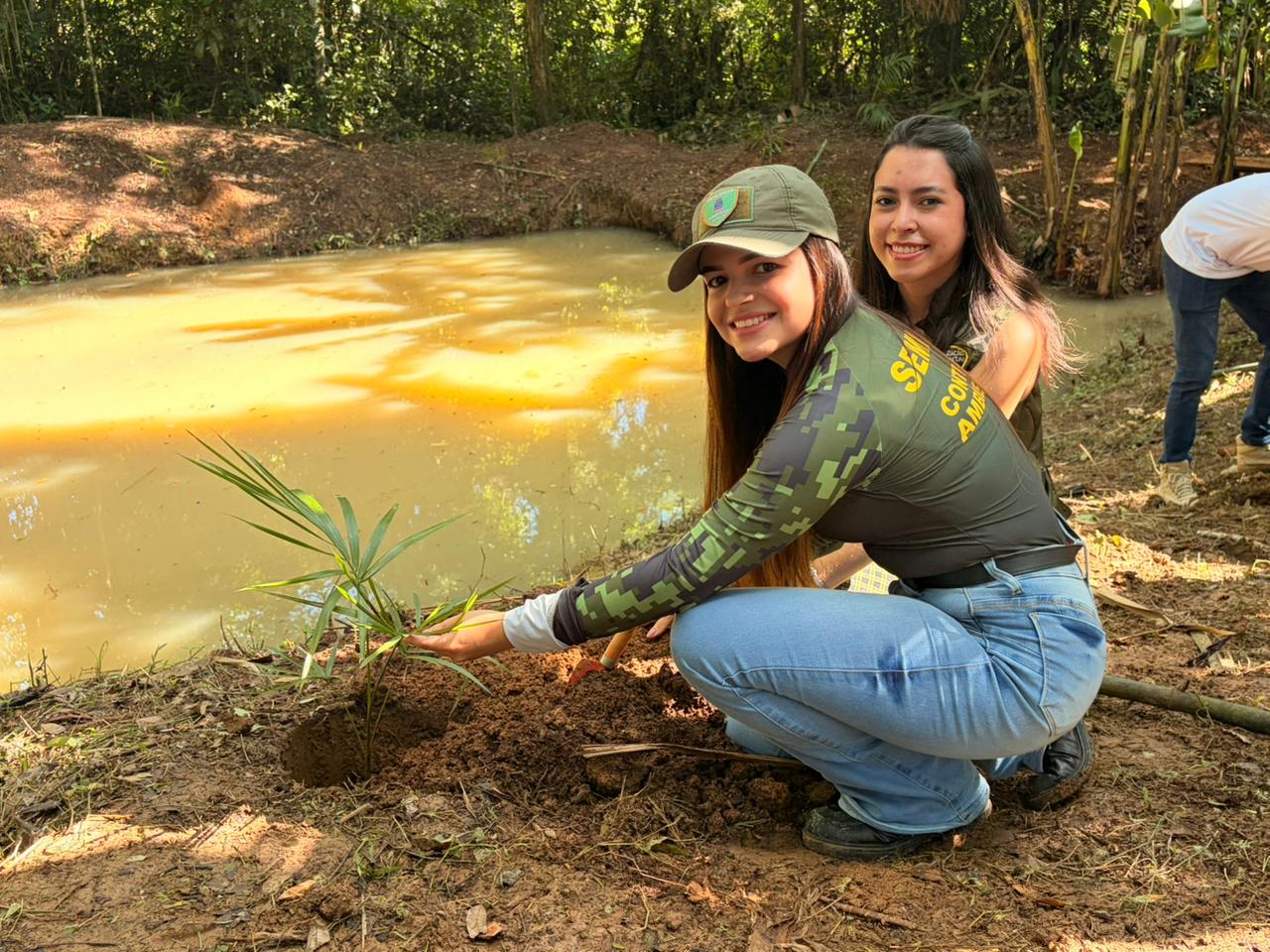 922d3234 f599 48d8 8642 10b2467d2a78