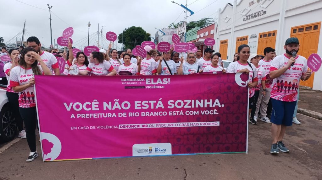 Prefeitura de Rio Branco promove caminhada Rio Branco por Ela contra a violência à mulher 3 Caminhada por Ela contra a violencia a mulher 2 e1774467856150