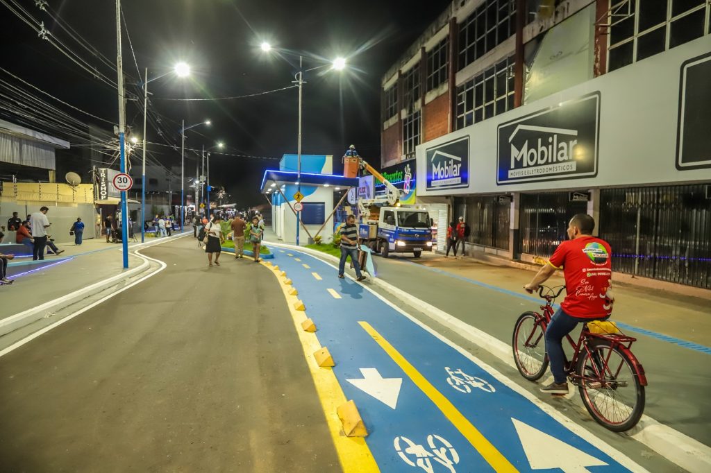 Beleza e modernidade: Prefeitura de Rio Branco entrega primeira etapa da Benjamin Constant 4 ENTREGA CALCADAO VF 06.03 3