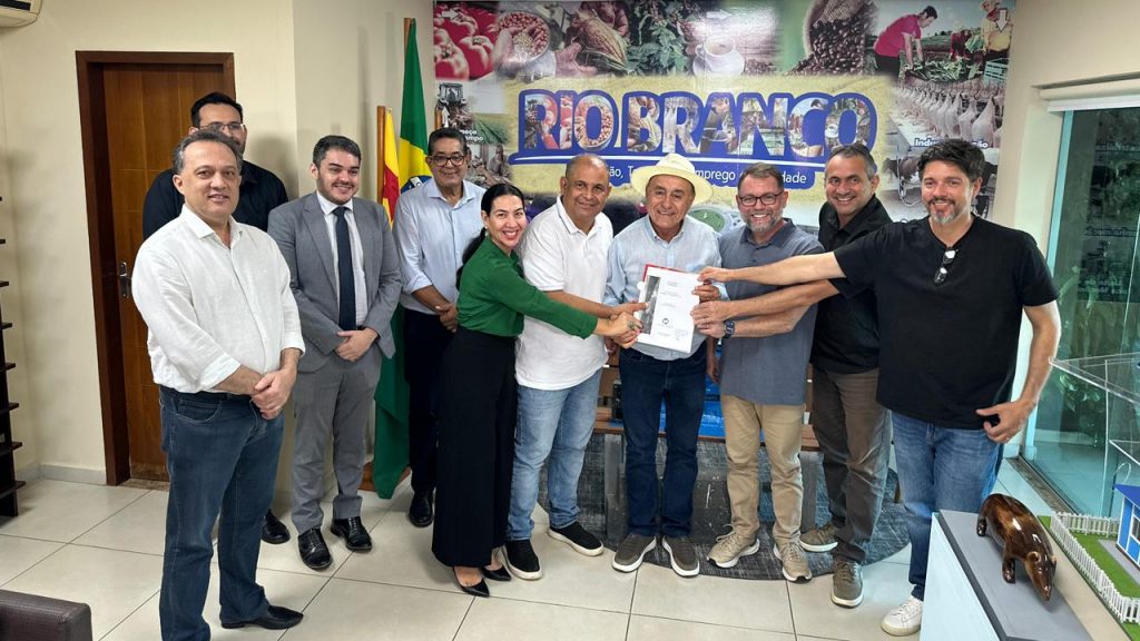 Prefeitura de Rio Branco recebe aval do Rio Branco FC para avançar em projeto de revitalização do centro 2 Projeto de revitalizacao do Centro David Rangel 2 e1774966949406