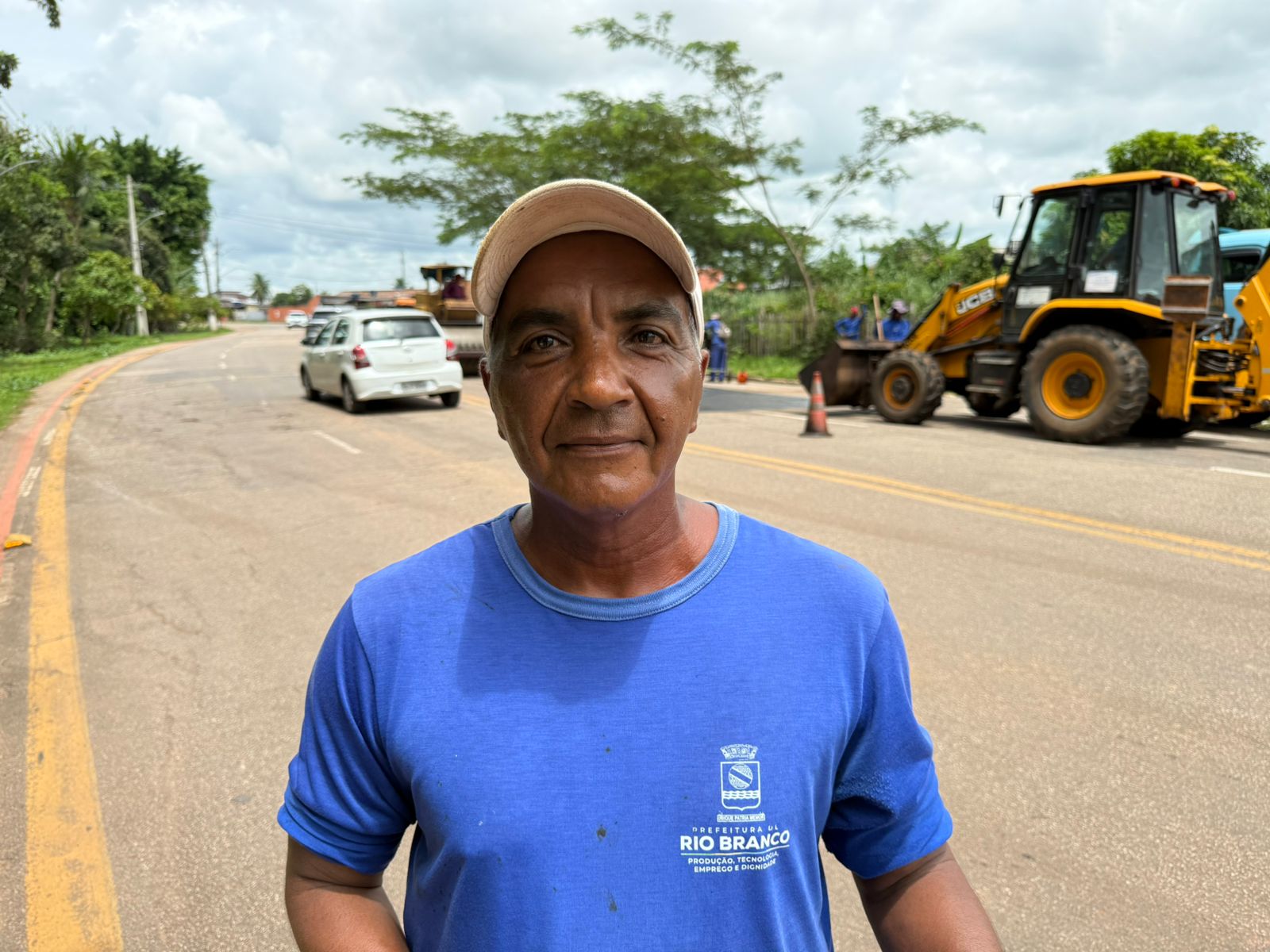 Tapa buraco no Universitario 2
