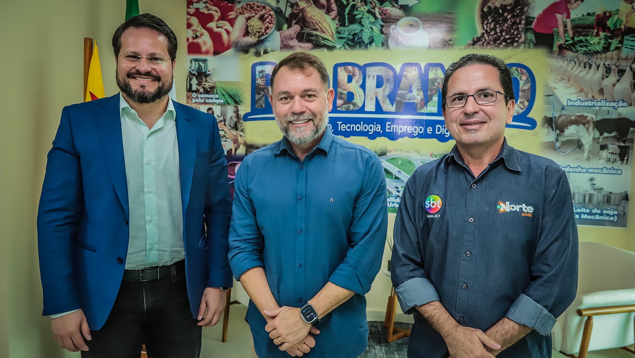 visitantes da TV NORTE foto Val fernandes 1.JPG e1772740503728