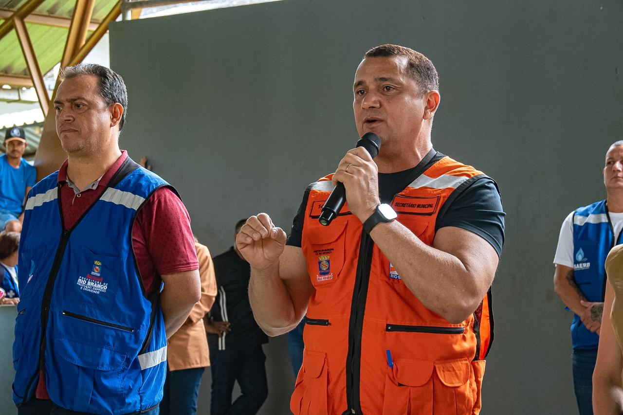 Entrega de cesta basica 1