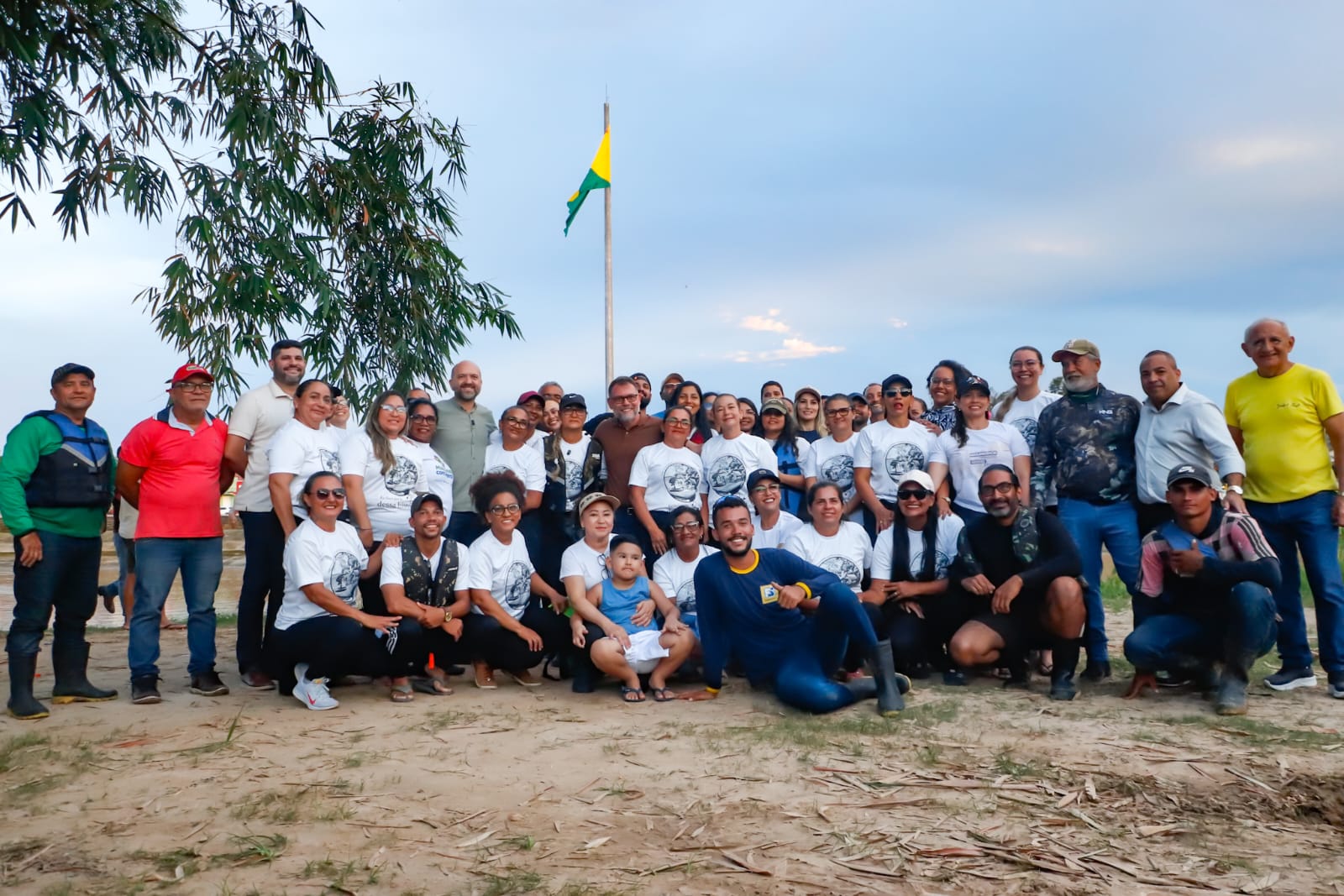 Fotoda equipe do Itinerante Fluvial